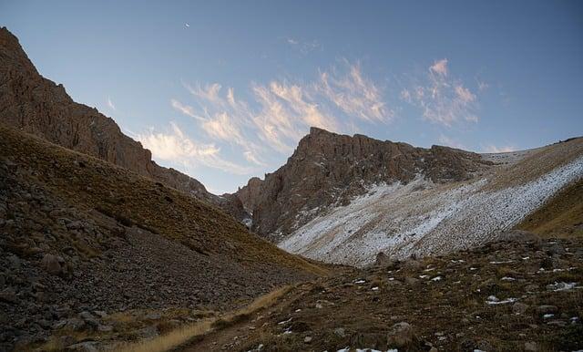 Top Adventure & Hiking Vacations You’ll Love Exploring Top Adventure & Hiking Vacations You’ll Love Exploring