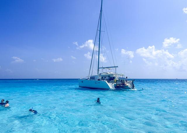 Top Caribbean Spots for Snorkeling & Diving Lovers! Top Caribbean Spots for Snorkeling & Diving Lovers!
