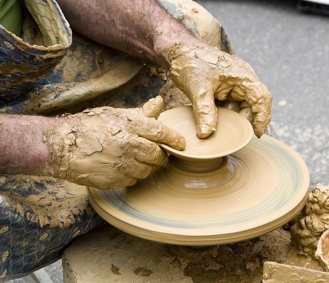 Join Fun Pottery-Making Workshops in Tuscany, Italy! Join Fun Pottery-Making Workshops in Tuscany, Italy!