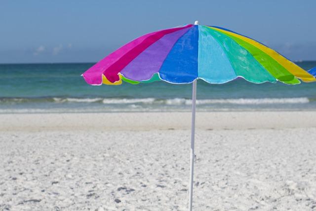 Top Family Vacation Resorts in Hawaii for Kids & Adults Top Family Vacation Resorts in Hawaii for Kids & Adults