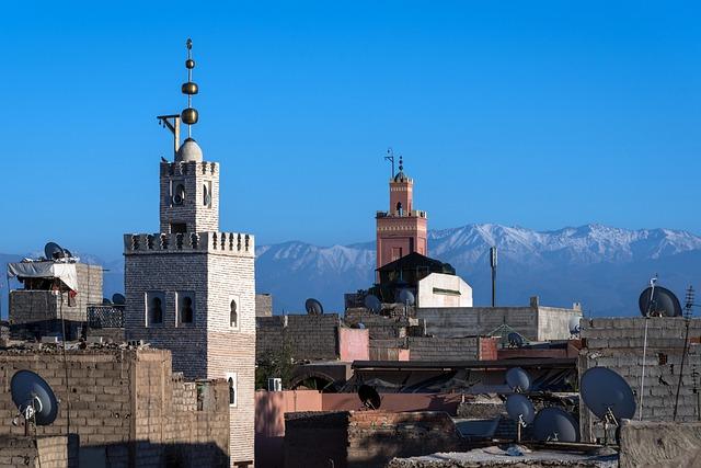 Discovering Morocco’s Atlas Mountains: A Traditional Crafts Guide Discovering Morocco’s Atlas Mountains: A Traditional Crafts Guide